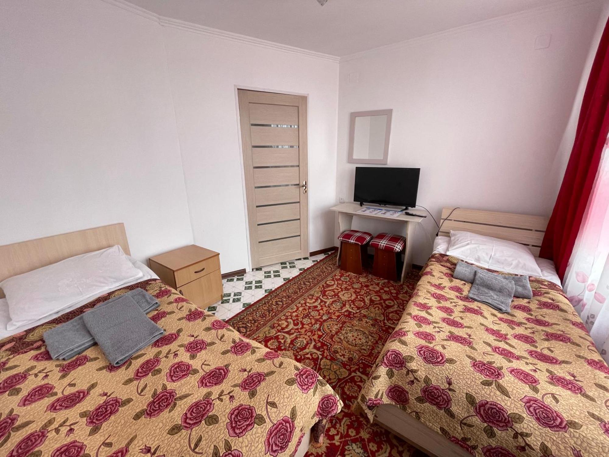 Guest House Ugra Barskoon Kültér fotó